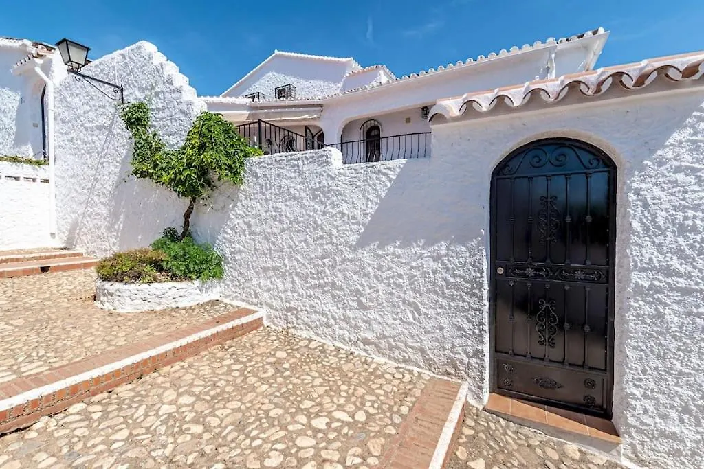 Willa Olivo De Capistrano Nerja