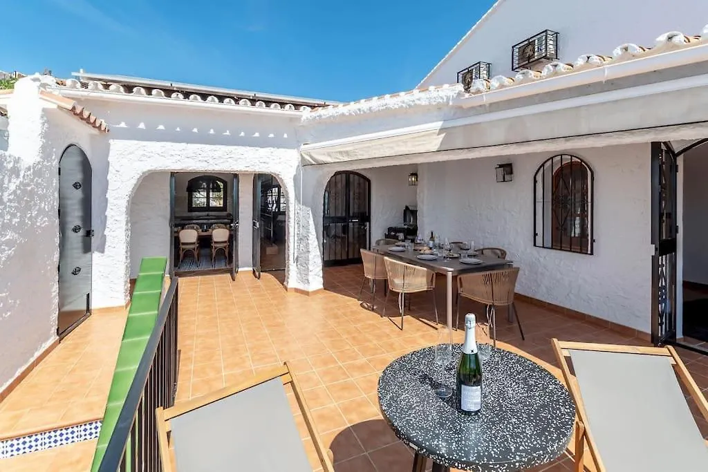 Olivo De Capistrano Villa Nerja Spain